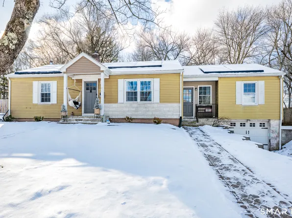 35 Sunrise Drive, Vernon, CT 06066
