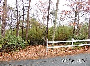 3rd image of 101&102 Pearson Cir