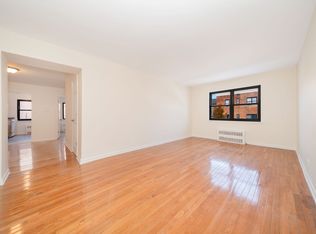 72-12 139th St #2A, Flushing, NY 11367