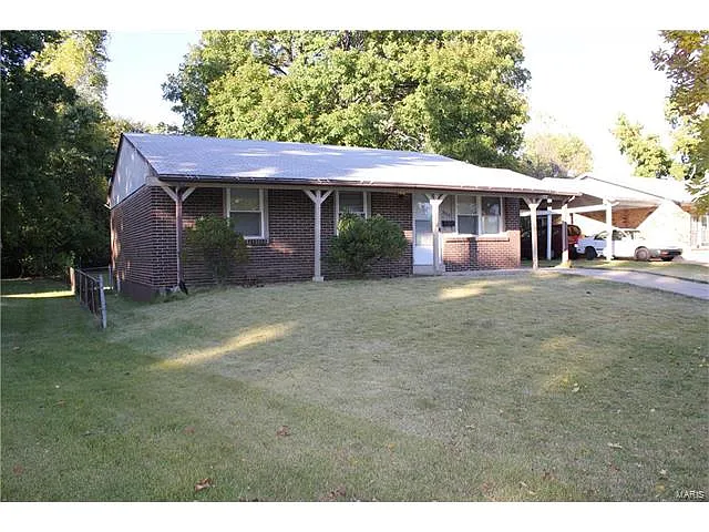 2215 Northernlimits Dr photo 1