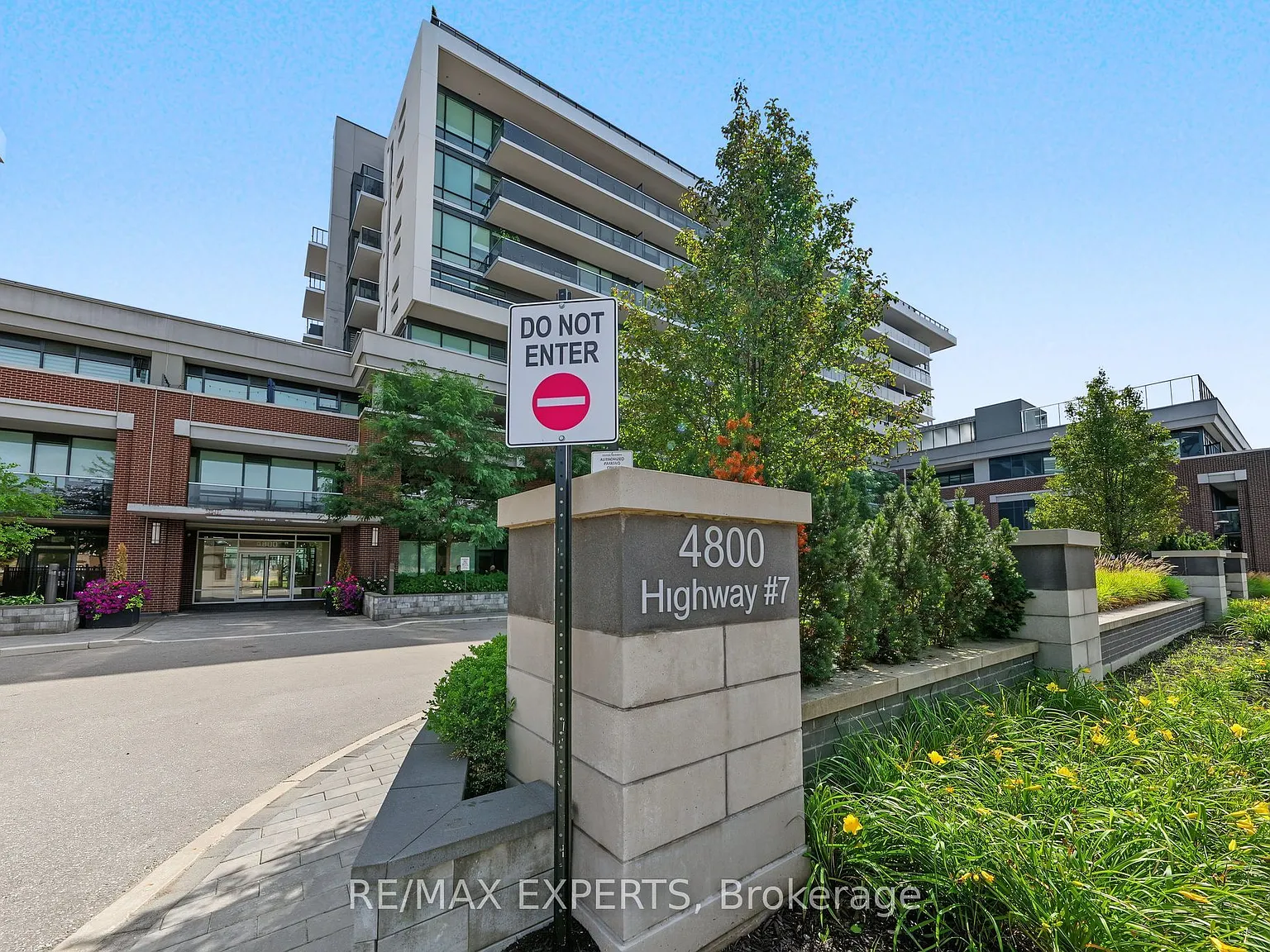 3 bed, $3,600 — Photo 2