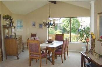 5th image of 2447 Lenore Dr