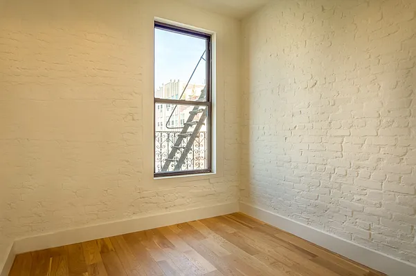 Rented by Bold New York | media 19