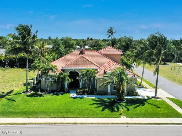 5667 Winkler Rd, Fort Myers, FL 33919