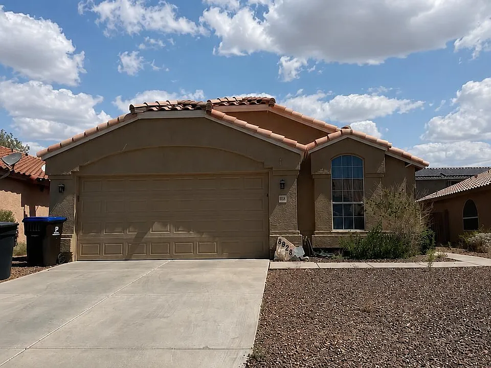 8928 W Fargo Dr