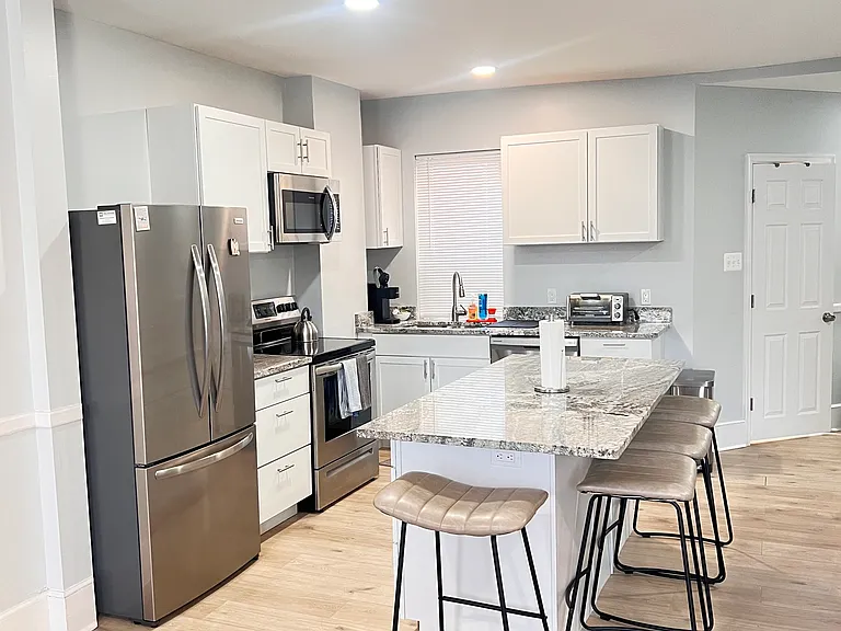 1217 N King St — Photo 1