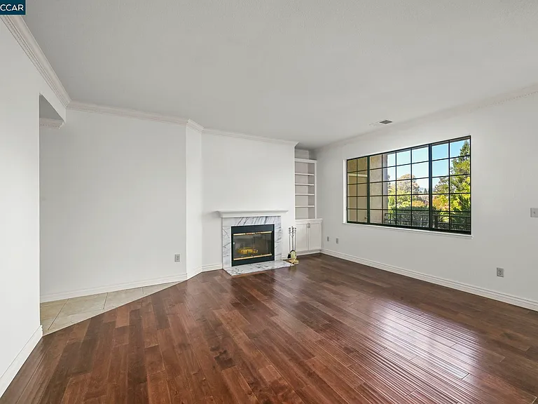 5022 Lakeview Dr #101 — Photo 3