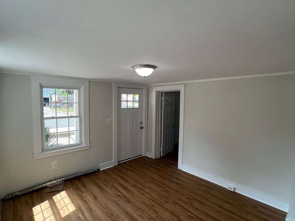 41 Hillside Ave Branford CT Zillow