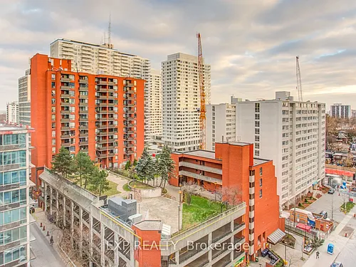 43 Eglinton Ave E #1509 Photo 1