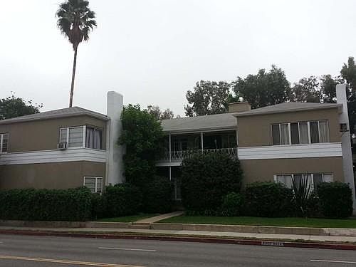 2nd image of 8006 Fountain Ave