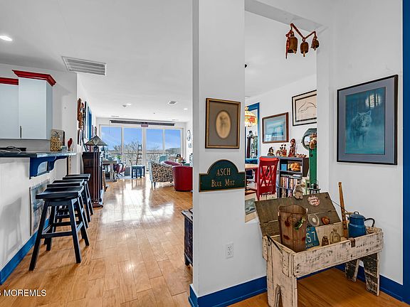 3rd image of 432 Ocean Boulevard N #312