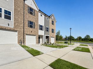1952 Enniscorthy St, Fuquay Varina, NC 27526