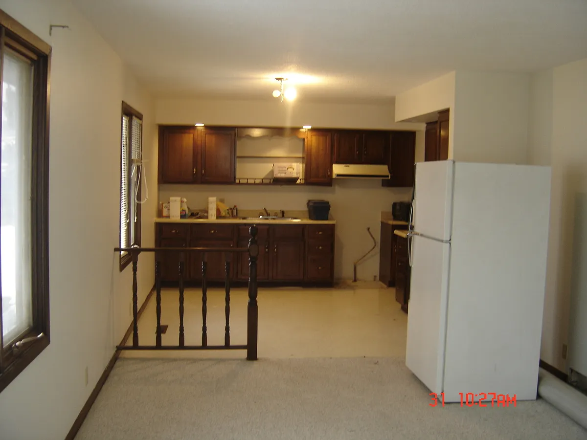 Building Photo - 70 Brook Cir