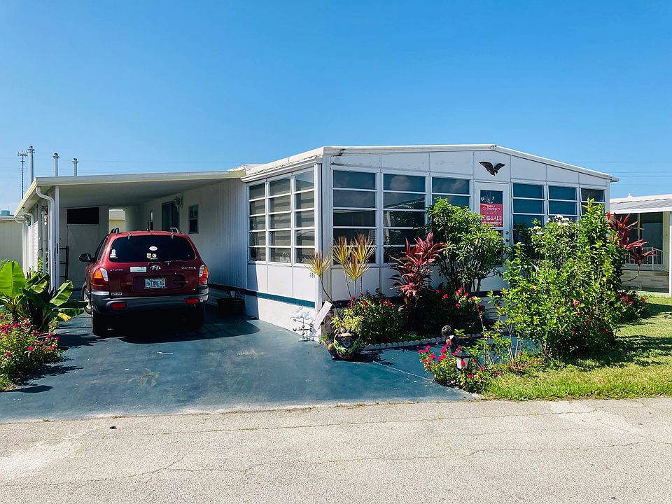 1st image of 239 Arbor Ln