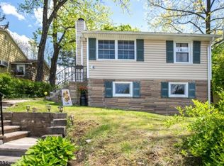 86 Sterling St, Franklin, NJ 07416