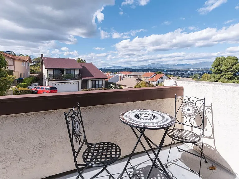 Crest Vista Dr — Photo 87