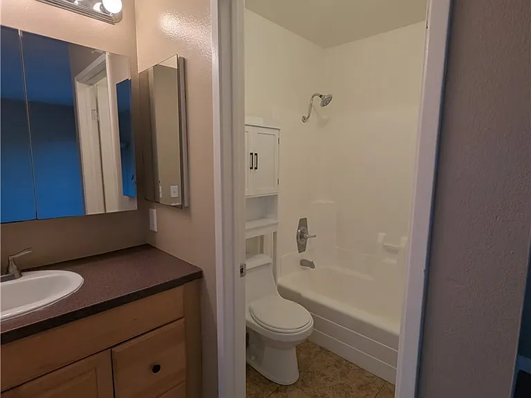 13990 Ramhurst Dr — Photo 11