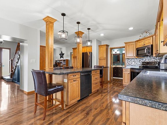 4th image of 1683 390th St