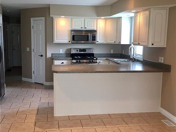 4th image of 10036 N Shannon Hills Dr