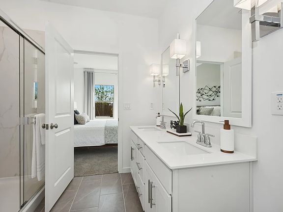 Primary bath with chrome fixtures