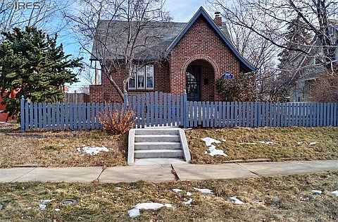 1st image of 2656 Dahlia St