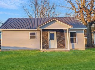 412 W 4th St, Bicknell, IN