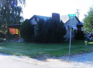 506 E Trow Ave, Chelan, WA 98816