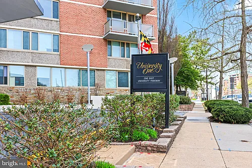 1 E University Pkwy #106 Photo 1