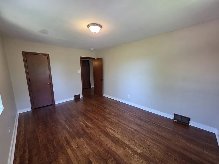 201 E Swissvale Ave #8 — Photo 17