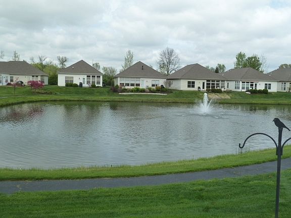 2nd image of 206 Hibiscus Dr