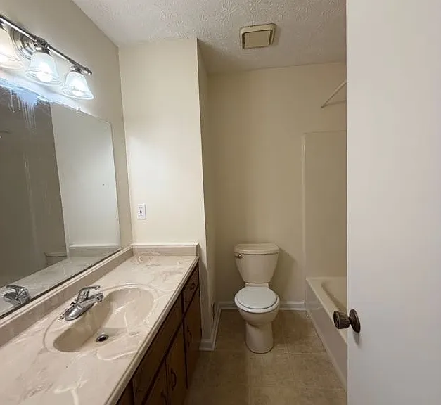 734 Marthas Dr — Photo 17