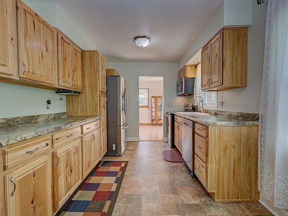 4th image of 5060 Northwood Dr NW