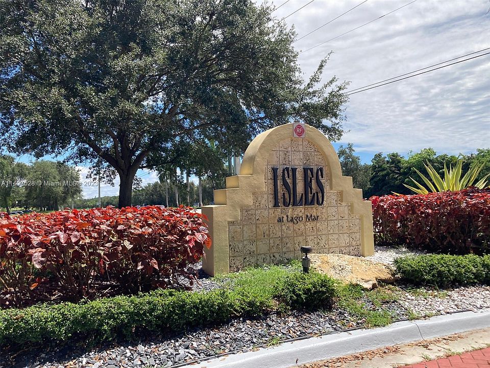 1st image of 643 Vista Isles Dr APT 1822