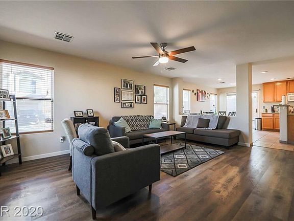 4th image of 107 Wall Violet Ct