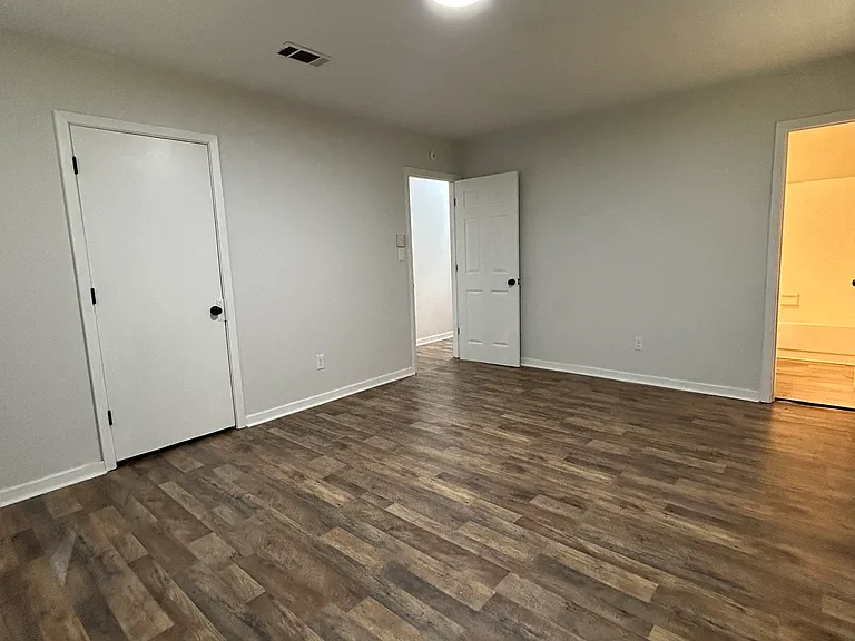 1876 Teakwood Dr — Photo 16