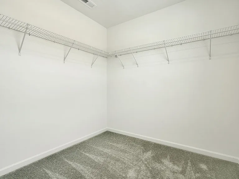 5010 Highwood Dr NE — Photo 27