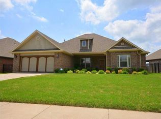 6512 W Hearth Falls Dr, Rogers, AR 72758