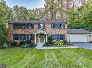 4 Chickory Ct, Glen Arm, MD 21057