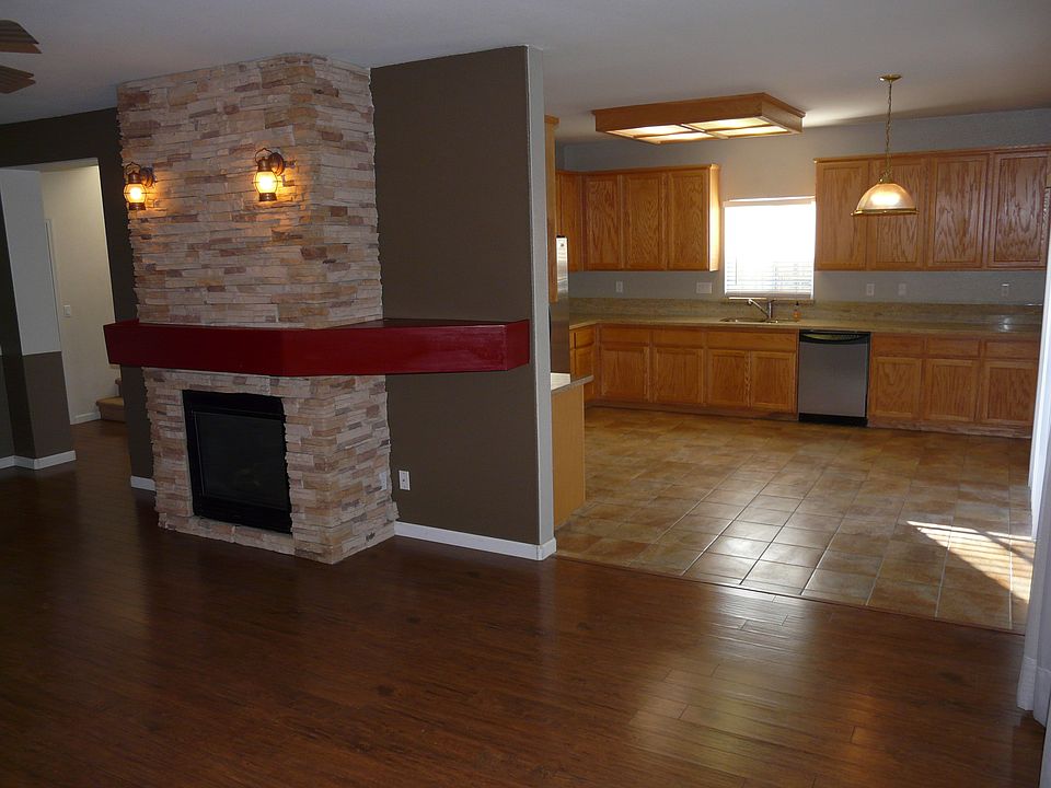 1st image of 3248 Poppy St