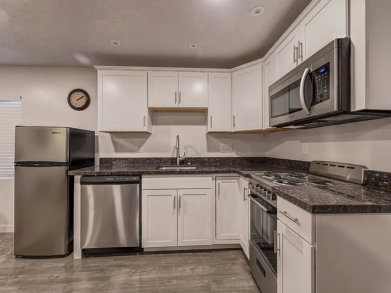 1431 S 520 W #1431 — Photo 6