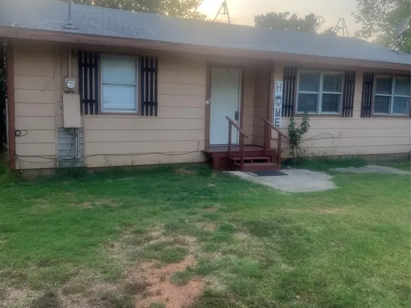 304 N Agnew St, Boyd, TX 76023
