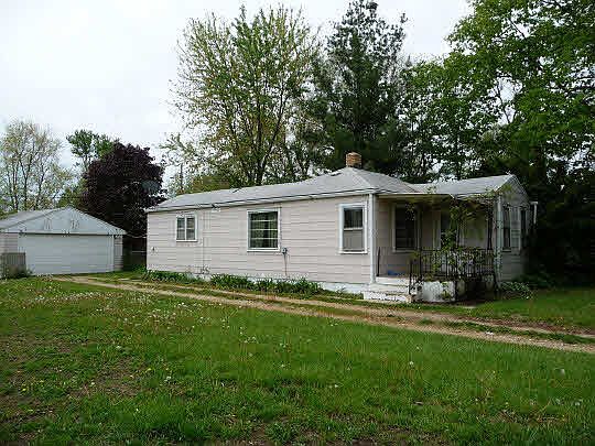 1st image of 211 Greenview Ave W