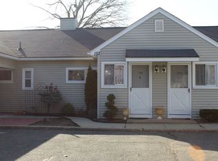 152 Greenwood Ter, Chicopee, MA 01022