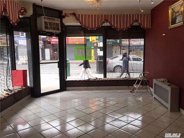 1st image of 9531 Jamaica Ave