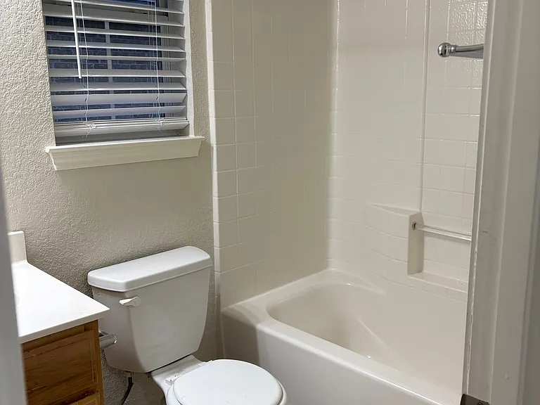 210 Sugarloaf Ave — Photo 14