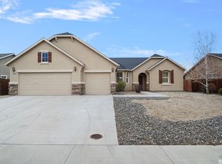 165 Oakridge Dr, Dayton, NV