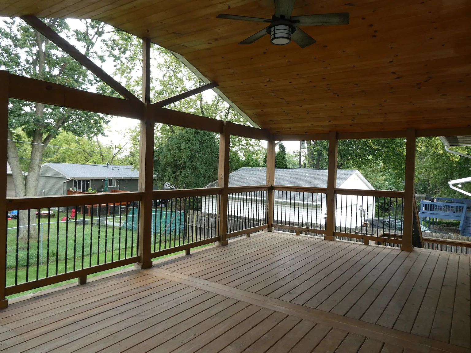 Oakglen — Photo 3