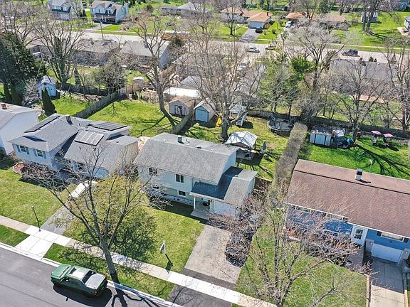 4th image of 1482 Davine Dr
