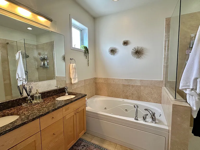 1616 N Western Ave #2A — Photo 12