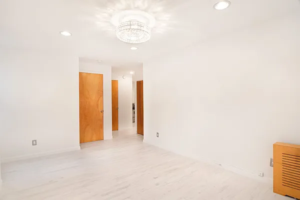 Rented by WAM Partners - William Moses Co. | media 29